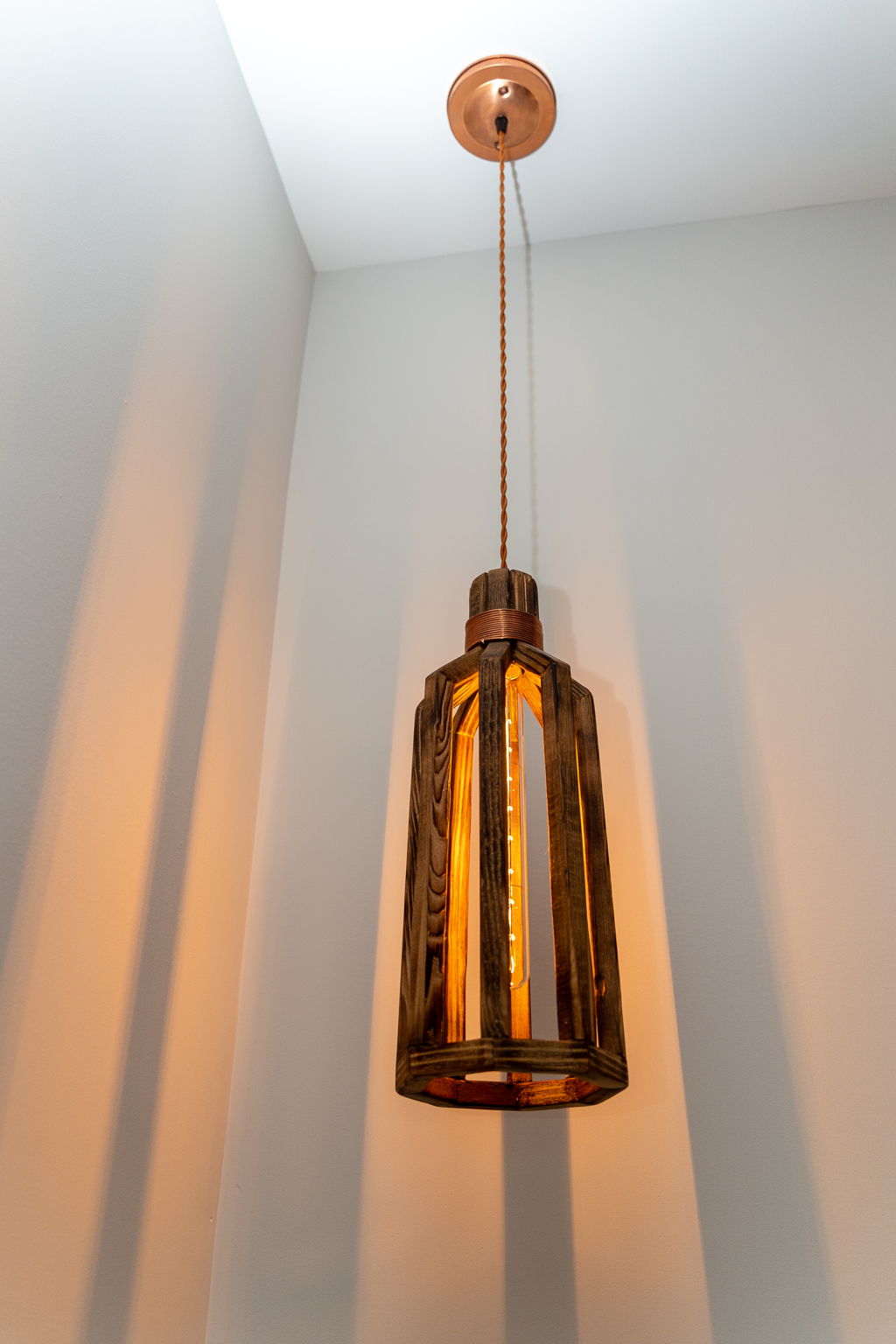 URBAN Gabrial Pendant