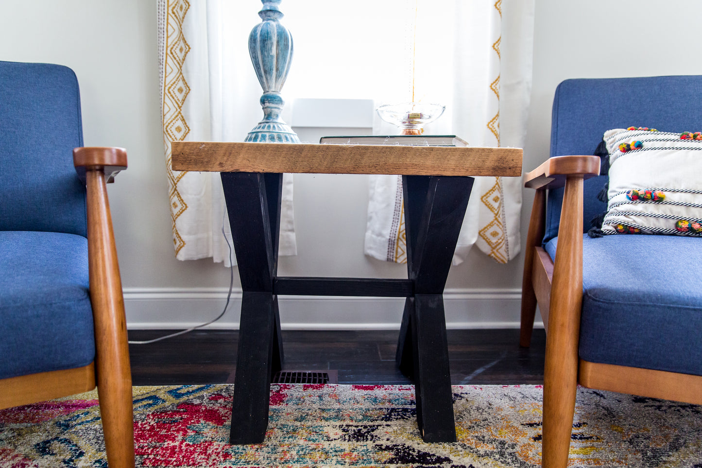 MAINSTREET Barnend Table