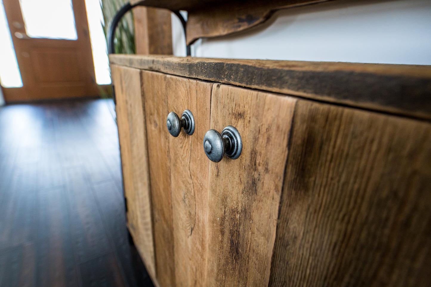 MAINSTREET Entertainment Console