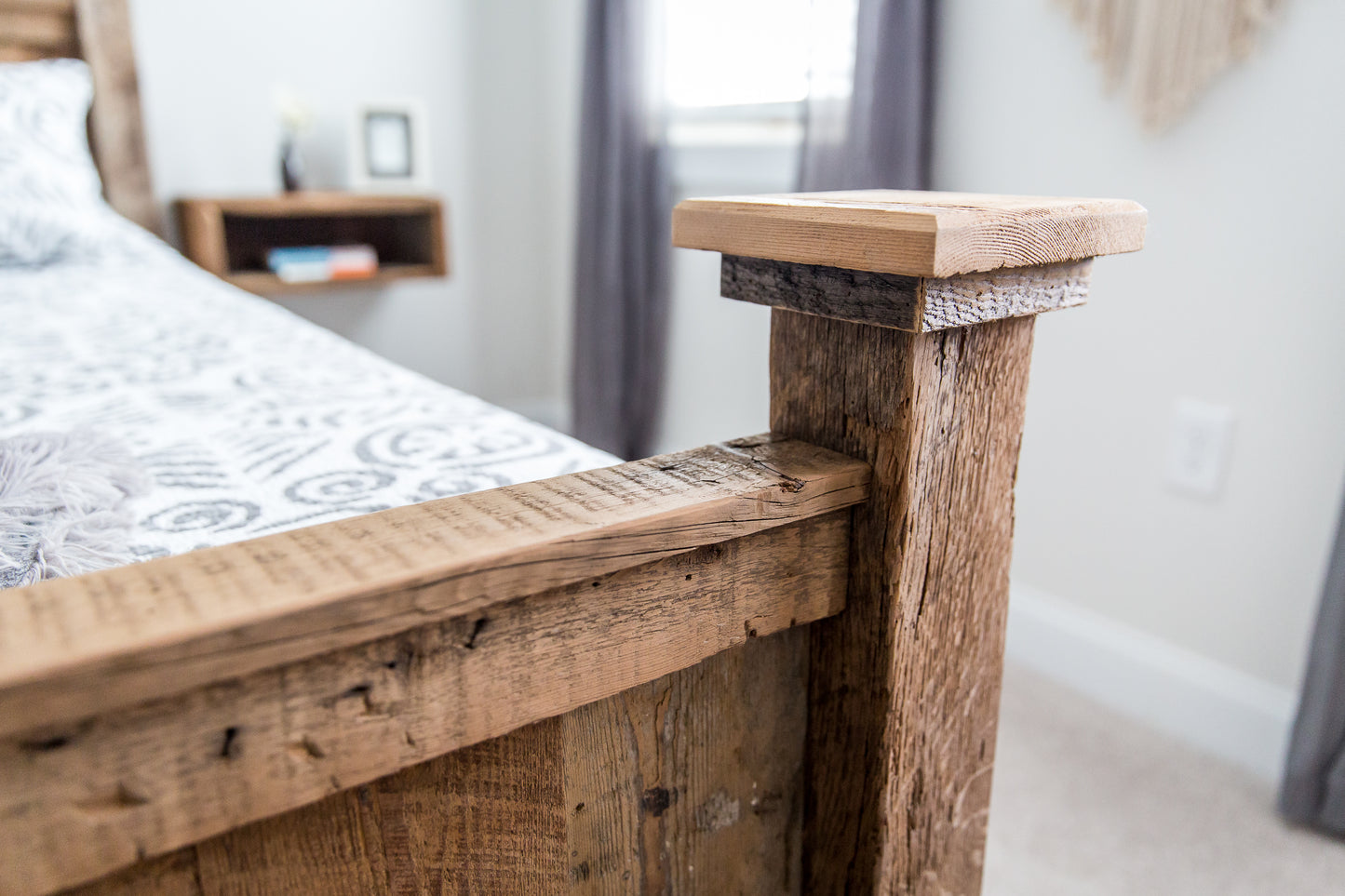 MAINSTREET Barnwood Bed